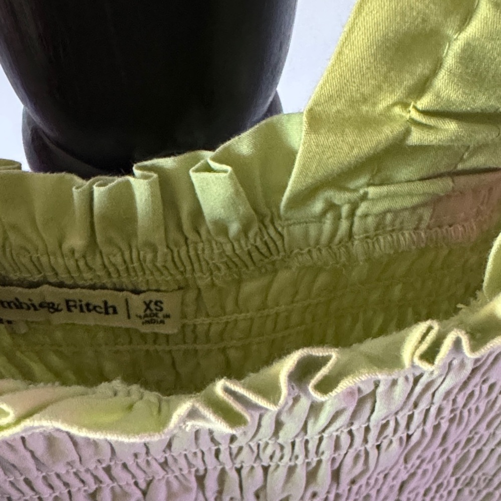 Abercrombie & Fitch XS Light Green Smocked Maxi Dress - Picture 2 of 6